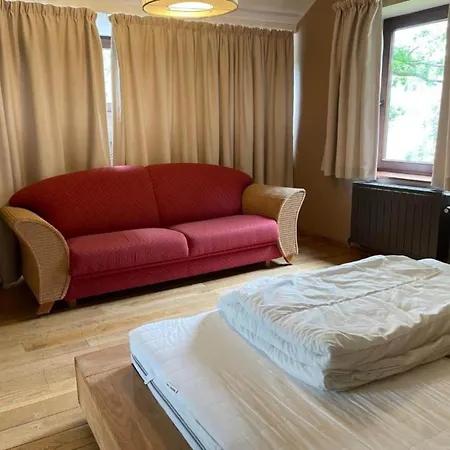 Les Bambous En Ardenne Сasa de vacaciones *